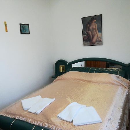 Family Hotel George Svilengrad ภายนอก รูปภาพ