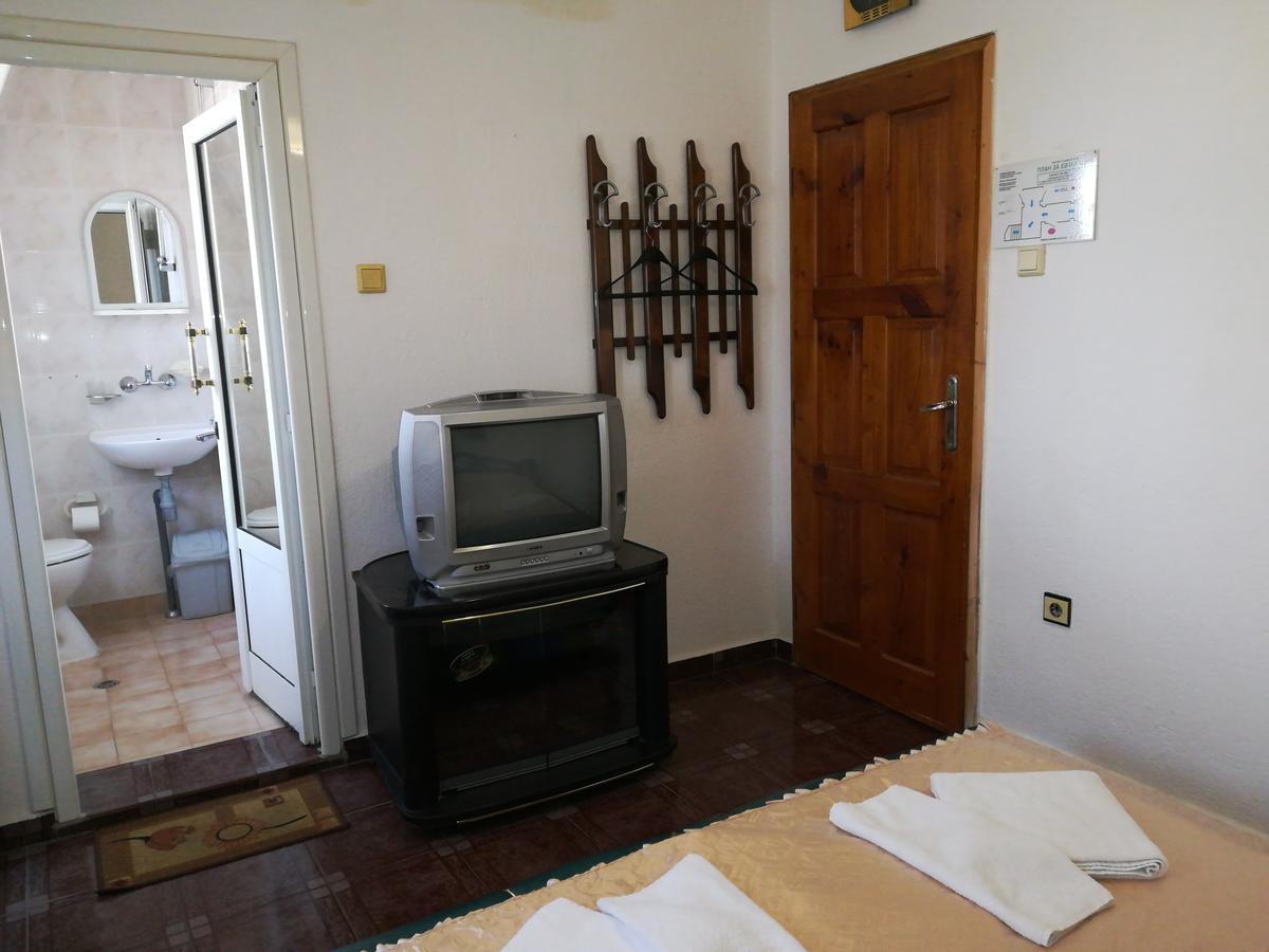 Family Hotel George Svilengrad ภายนอก รูปภาพ